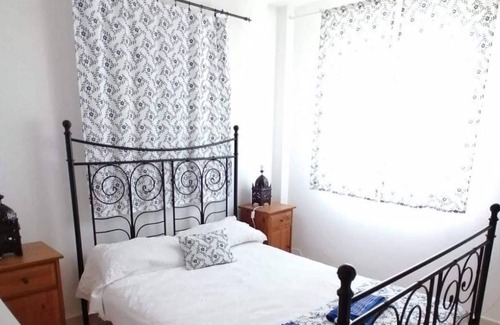 Medina-Sidonia House | Vacation Home Casa Medina with Mountain View, Sea View, Pool, Wi-Fi, Terraces & Garden