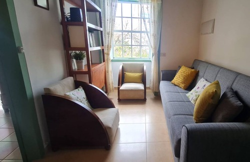 Villa de Mazo House | Vacation Home "Casa Monterrey Dos" with Mountain View, Shared Terrace & Wi-Fi