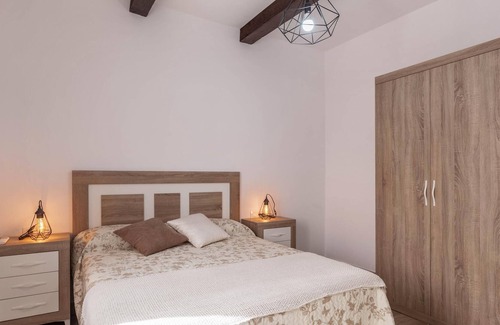 Santiago del Teide House | Vacation Home "Casa Jacinto" with Rooftop Terrace, Sea View, Mountain View & Wi-Fi