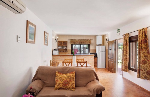 Zahora House | Vacation Home "Casa Zahora" On the Beach with Terrace, Garden and Air Conditioning