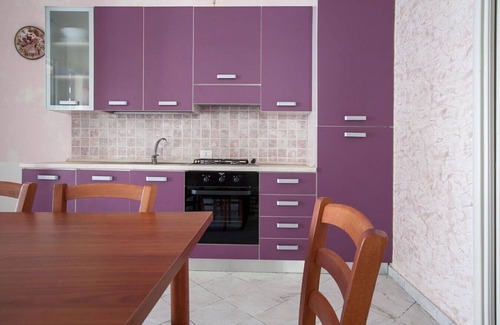 Torre Pali House | Vacation home close to sandy beach and stores