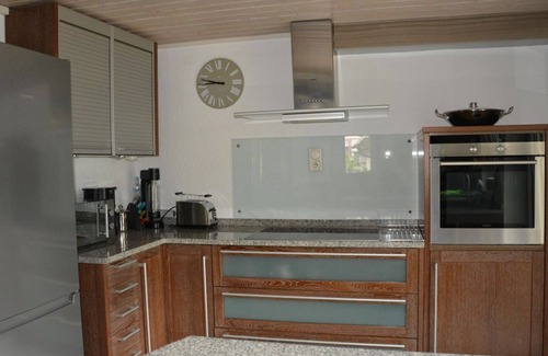 Neustadt-Hambach House | Vacation home 1534 - Holiday home, shower and bath, WC, 2 bedrooms