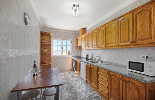 Arico House | Vacation Home "Del Pescador Planta Alta" with Sea View, Balcony & Wi-Fi
