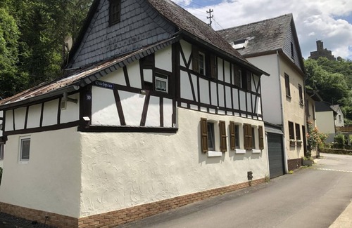 Brodenbach House | Vacation home Ehrbachklamm - Holiday home with terrace