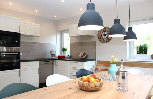 Meschede Apartment | Vacation home Eiche, 130sqm, 4 bedrooms, max. 8 persons