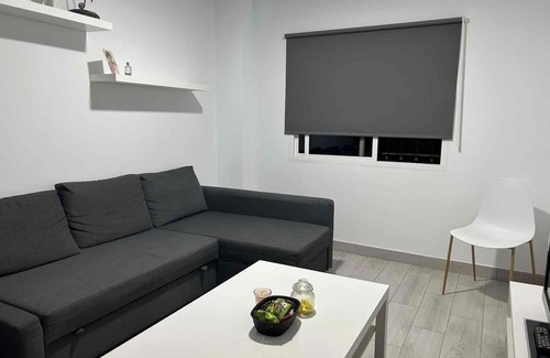 Puerto del Rosario House | Vacation Home 'Casa La Torre' with Wi-Fi