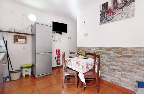 La Solana House | Vacation Home 'Vivienda V Torres 4' with Mountain View, Wi-Fi and Air Conditioning