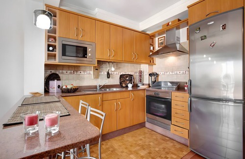Puerto del Rosario House | Vacation Home 'Ferry' with Sea View, Private Terrace and Wi-Fi