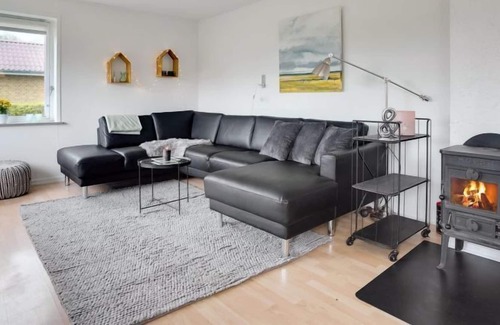 Skaerbaek House | Vacation home "Finulf" - 19km from the sea in Western Jutland in Skærbæk - 5 persons, 3 bedrooms