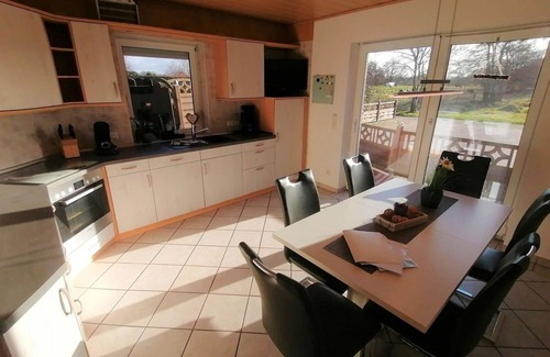 Rechtsupweg House | Vacation home for 10 guests with 183m² in Rechtsupweg (185805)