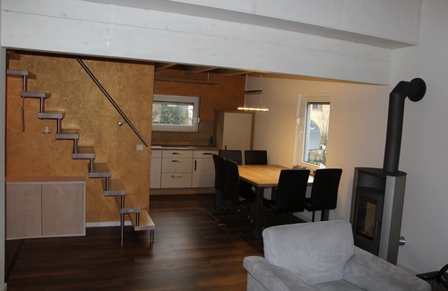 Oybin House | Vacation home for up to 6 people with large garden, 3 bedrooms and 2 bathrooms <b