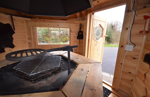 Shiplake House | Vacation home for up to 5 people on Lough Allua, West Cork