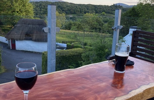 Shiplake House | Vacation home for up to 5 people on Lough Allua, West Cork