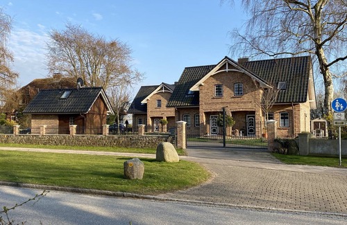 Fehmarn House | Vacation Home 'Haus Am Dorfteich C kinderfreundlic'