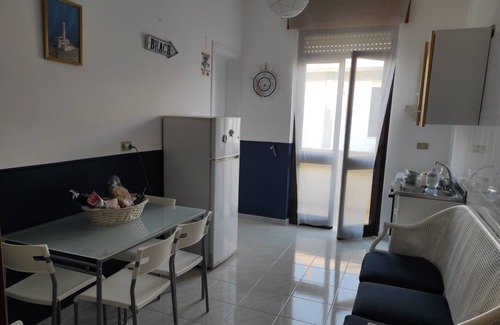 Lido Marini House | Vacation home IL GIRASOLE, only 200 meters from the sea!