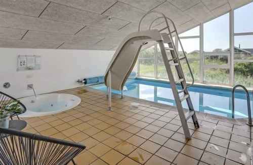 Hjørring House | Vacation home "Ilenia" - 730m from the sea in NW Jutland in Hjørring - 14 persons, 5 bedrooms