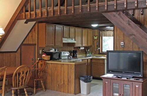 Bessemer House | Vacation Home in Quiet Wooded Setting with Beautiful Scenic Views from Living