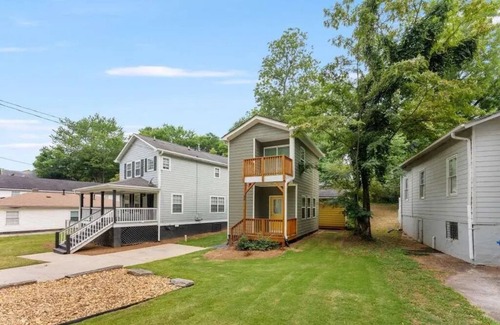 South Atlanta House | Vacation home just 7 minutes drive to Mercedes-Benz Stadium