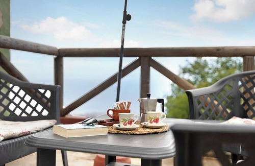 La Orotava House | Vacation Home 'Los Nardos' with Sea View, Private Terrace and Private Garden