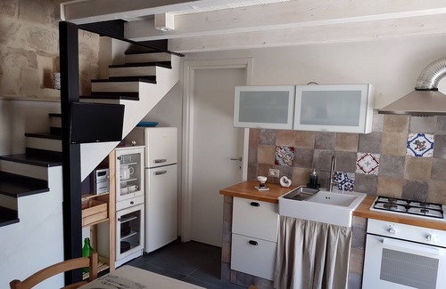 Ragusa Apartment | Vacation Home Marina di Ragusa "A STACCIA old oven"