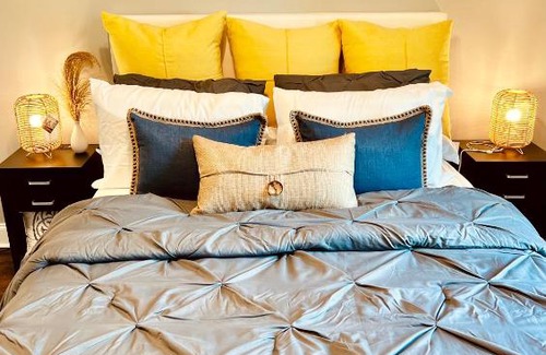 Saint Claude House | VACATION HOME MINUTES AWAY FROM FQ & SUPER DOME -Afterpay friendly
