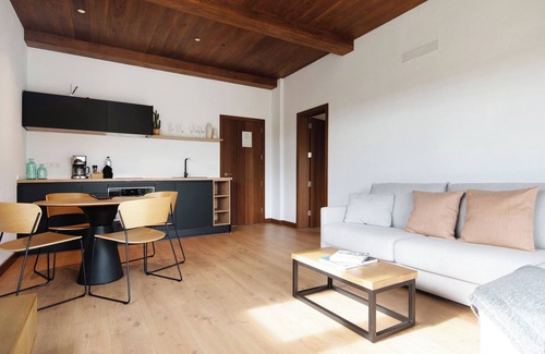 Telde House | Vacation Home 'Musa - Finca La Suerte Grande' with Mountain View & Private Terrace