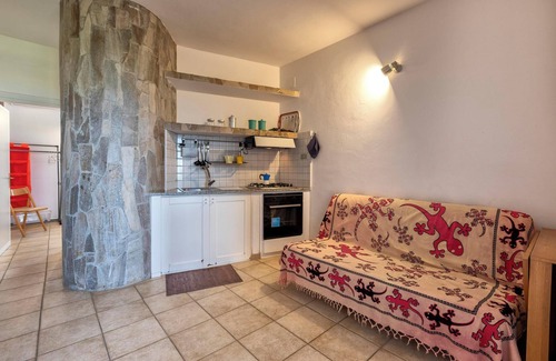 La Pelosa House | Vacation Home "Pergola 707" a few meters from the Beach with A/C & Private Terrace