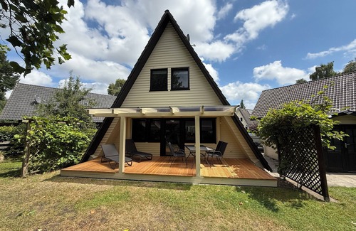 Rieste House | Vacation home PRIUS at Alfsee/Rieste for 4 persons + 2 small children