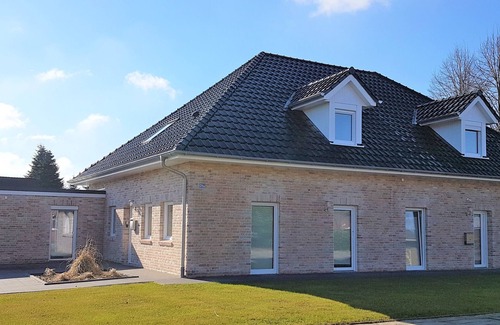 Rhauderfehn Apartment | Vacation home Südwind - Maisonette apartment no. 2