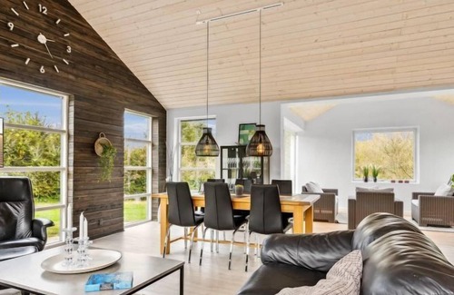 Remmer Strand House | Vacation home "Səid" - 300m to the inlet in The Liim Fiord in Struer - 6 persons, 3 bedrooms