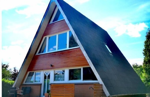 Brodersby House | Vacation home "Sonnenhaus" in Brodersby-Burg for 4 adults, 2 children and 1 dog