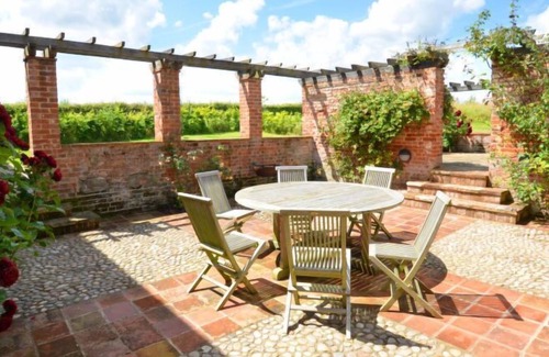 Melton Constable House | Vacation home The Barn at Moor Hall in Holt - 6 persons, 3 bedrooms