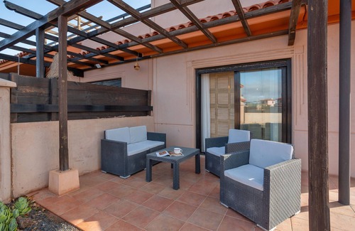 La Oliva House | Vacation Home 'Vanilla Ocean' with Sea View, Shared Pool and Wi-Fi