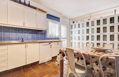 Corralejo Villa | Vacation Home "Villa Lucila" with Sea View, Garden & Wi-Fi