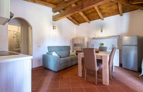 Punta De Su Turrione House | Vacation Home "Villa Robi" near Beach with Private Terrace & Shared Garden
