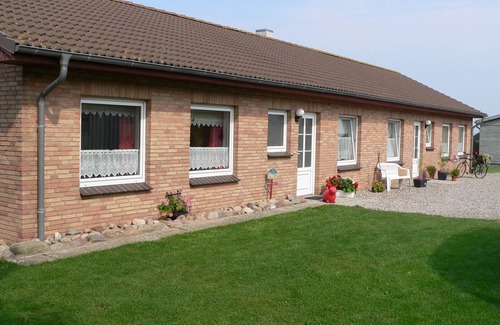 Hoxmark House | Vacation Home "Whg 3 - Ferien auf einem Resthof" with Private Terrace & Wi-Fi