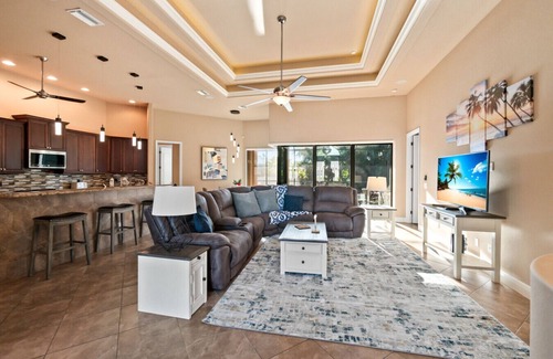 Pelican Villa | Vacation Home with Heated Pool 3 Bedrooms, 2 Bath