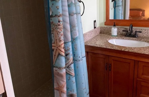 Warm Mineral Springs House | Vacation house mineral spring water.