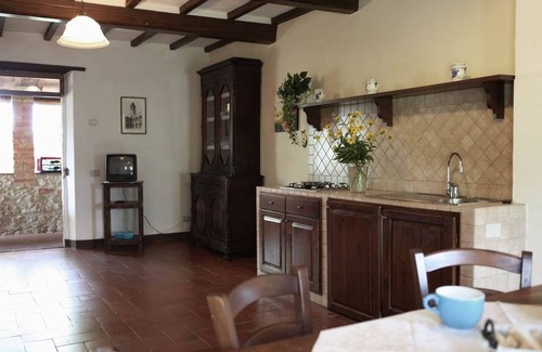 Colle di Val d'Elsa Apartment | Vacation in a former 14th century monastery - L'arco apartment