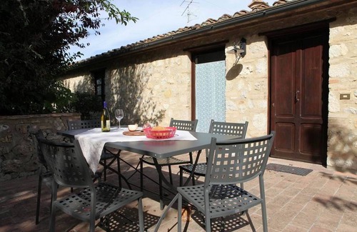 Colle di Val d'Elsa Apartment | Vacation in a former 14th century monastery - L'olivo apartment