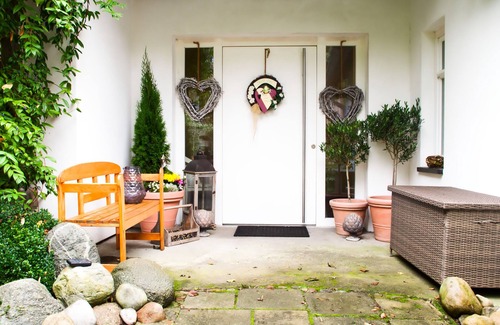 Wiek Apartment | Vacation in peace & nature - apartment on the Bodden with fenced plot. & water access