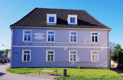 Ribnitz-Damgarten Apartment | Vacation in the townhouse "Villa Kunterbunt"