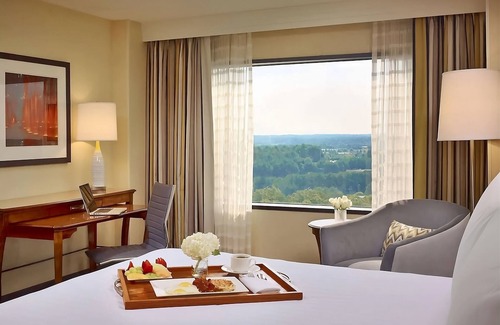 Gwinnett Place Resort | Vacation is Calling Explore and discover Duluth