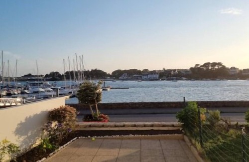 Etel Apartment | Vacation rental 2 room apartment facing Etel harbor