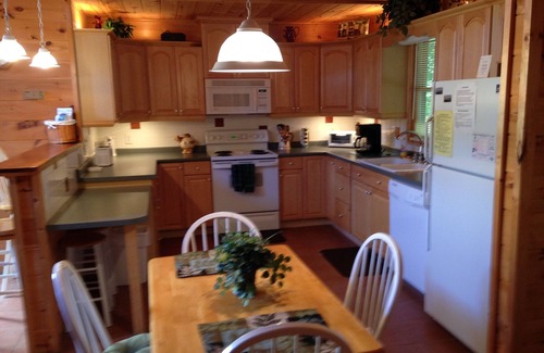 Maggie Valley Cabin | Vacation rental available.