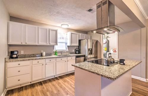 Jacksonville Cottage | Vacation Rental Home ~ 15 Mi to Little Rock