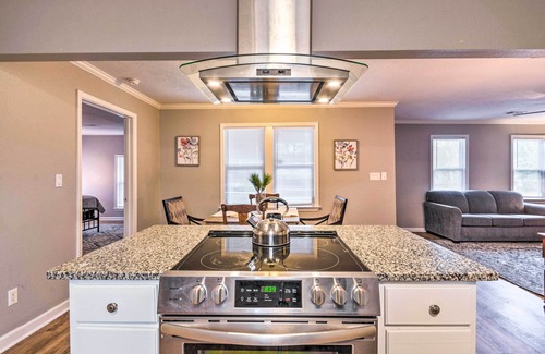 Jacksonville Cottage | Vacation Rental Home ~ 15 Mi to Little Rock