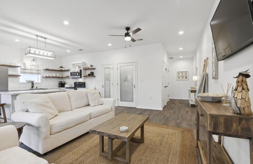 Bay St Louis House | Vacation Rental in Old Town Bay St Louis Unit A