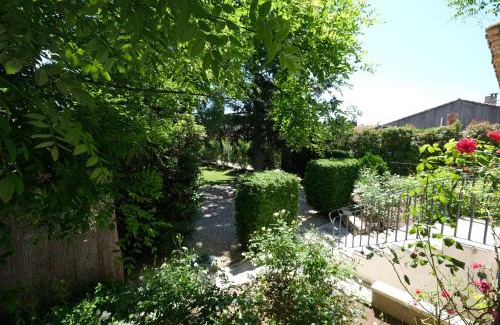 Moules Villa | vacation rental with pool and poolhouse, close to arles in moulès- sleeps 8