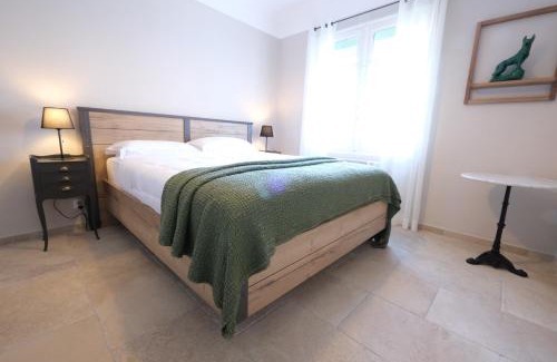 Moules Villa | vacation rental with pool and poolhouse, close to arles in moulès- sleeps 8